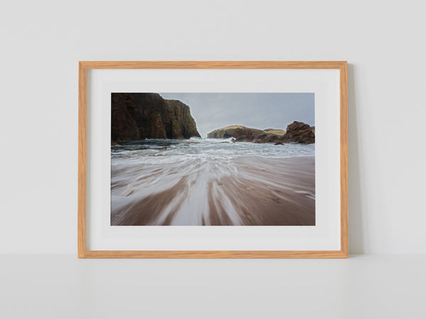 Breakers at the Hams of Roe